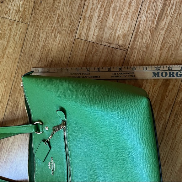 Green Coach Shoulder Bag - Picture 8 of 10